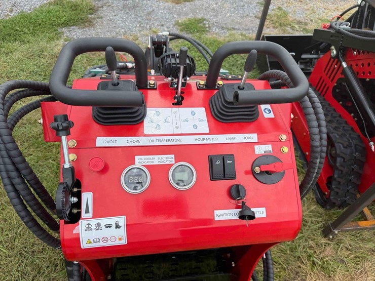 unused-ssl60-ride-on-dingo-image-12