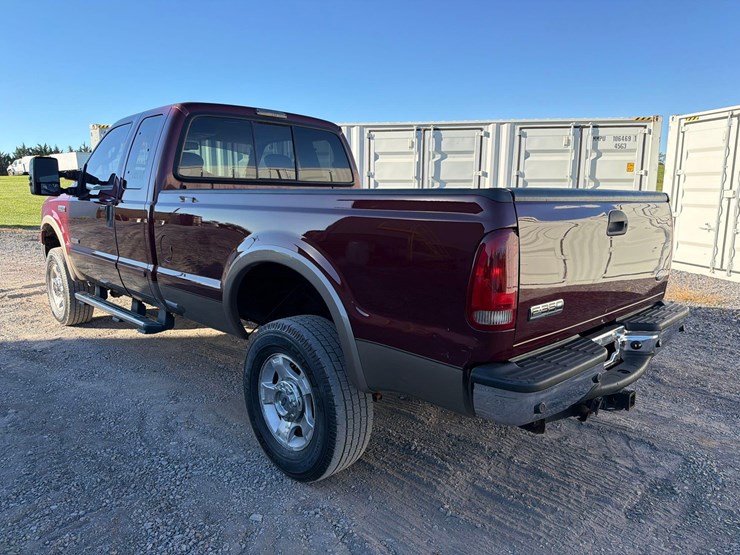 2006-ford-f350-lariat-pick-up-image-11