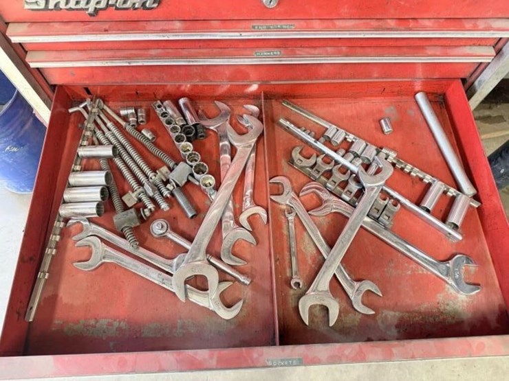 snap-on-19-drawer-rolling-tool-chest-w/tools-image-10