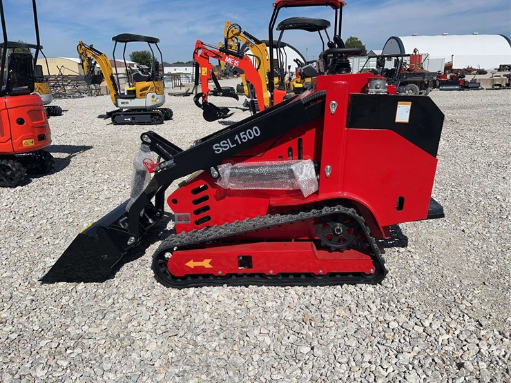 ssl1500-skid-steer-loader-image-2