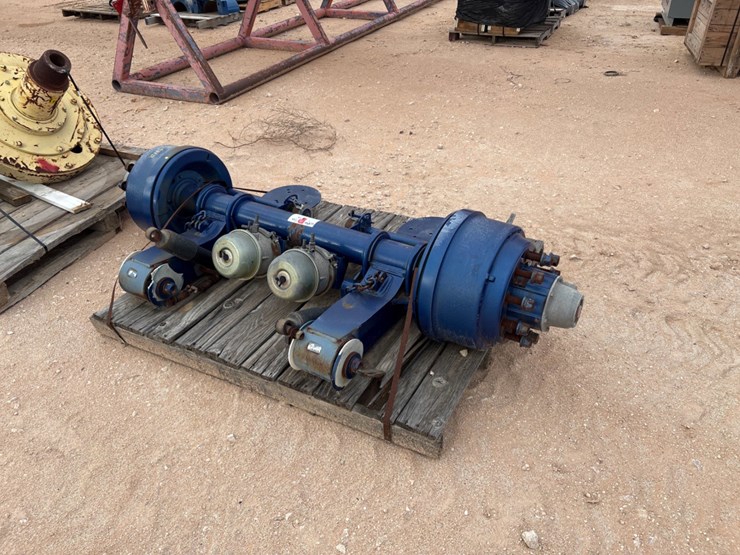 (2)-used0312-trailer-axles-image-2