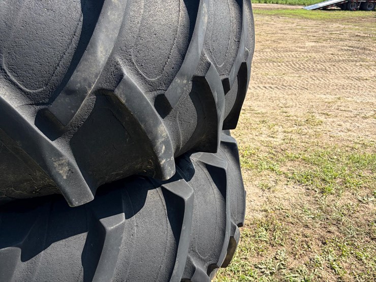 10-bolt-rims-on-23.1-34-tires-image-13