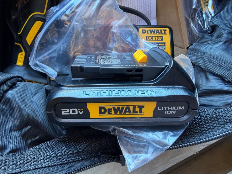 #21-•-dewalt-impact-driver-and-drill-with-batteries-and-charger-image-7