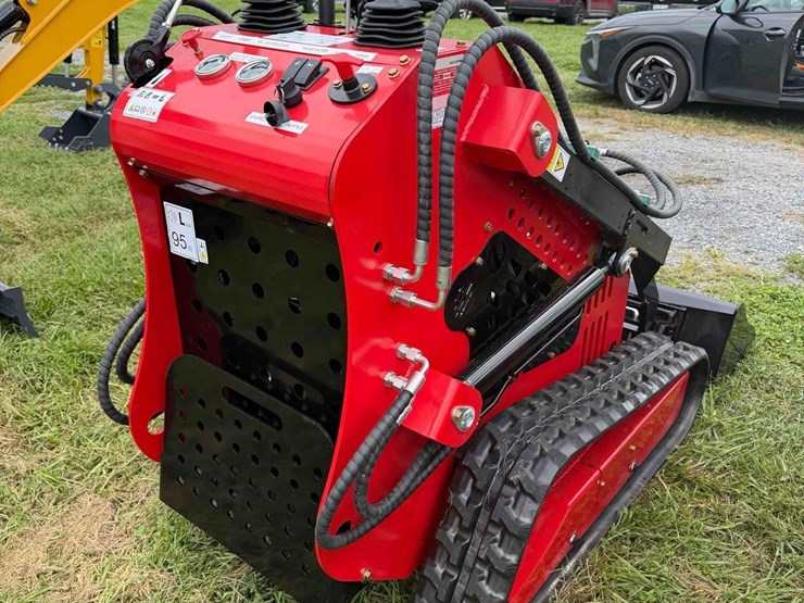 unused-ssl60-ride-on-dingo-image-9