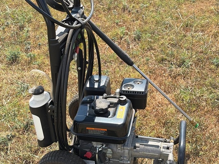 #2-•-teade-7-hp,-4200-psi-pressure-washer-image-2