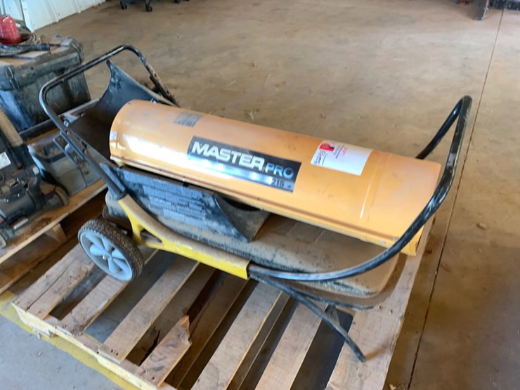 master-pro-215-btu-shop-heater-image-1