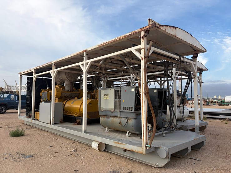 unused-cat-3512c-kato-1365kw-diesel-generator-set-image-2
