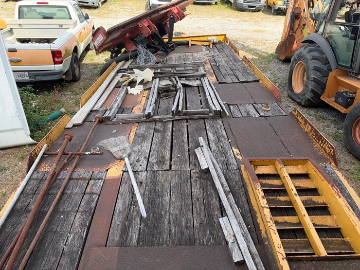 #78-•-2017-eager-beaver-20xpt-flatbed-trailer-image-3