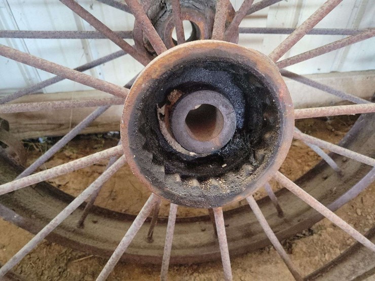 (2)-steel-wheels-image-3