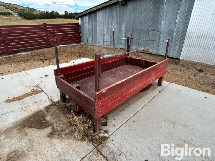 wood-cattle-feed-bunk-image-3