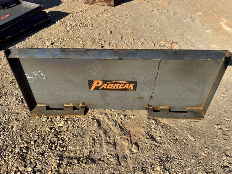 #9009-•-skid-steer-backer-plate-image-1