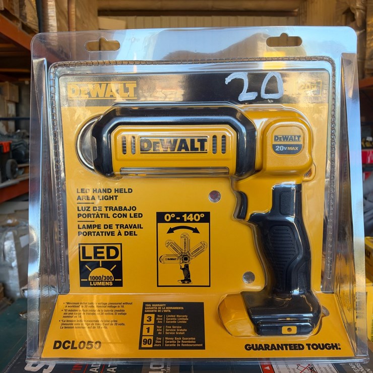 #20 • Dewalt LED handheld Area Light