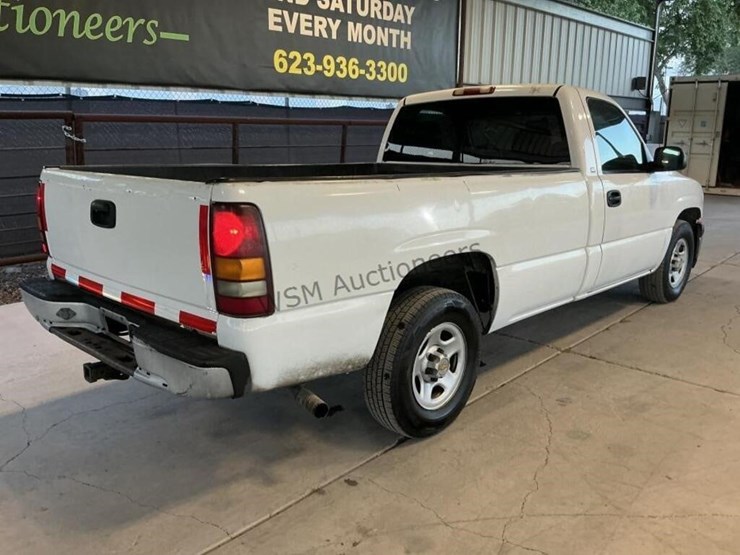 2000-chevrolet-silverado-1500-p/u-image-7