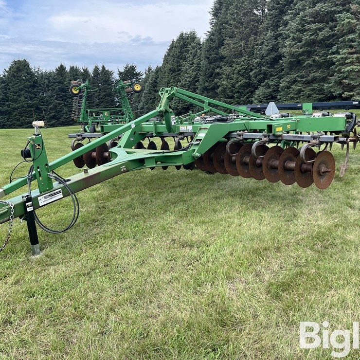 2009 John Deere 512 Disk Ripper