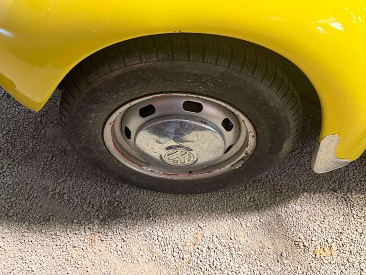 1974-volkswagen-beetle-image-10