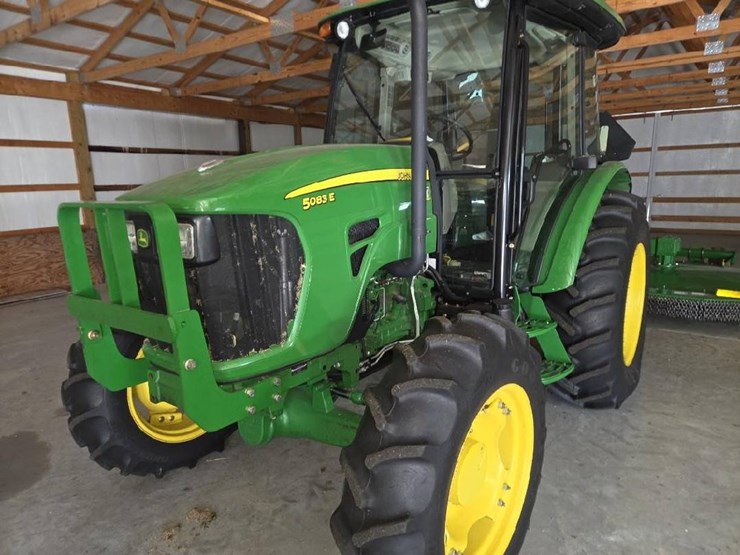 #27345-•-2013-john-deere-5083e-tractor-image-1