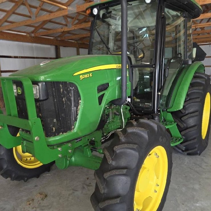 #27345 • 2013 John Deere 5083E Tractor