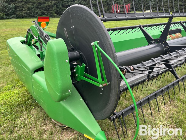 2013-john-deere-635fd-35'-flex-draper-image-16