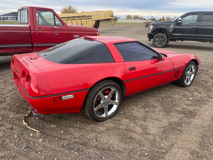 1988-chevrolet-corvette-image-5