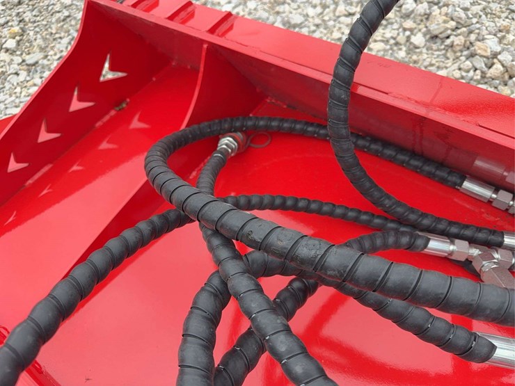 6’-red-skid-steer-brush-cutter-attachment-image-4
