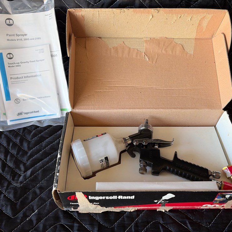 #40 • Ingersoll rand paint sprayer 200 G