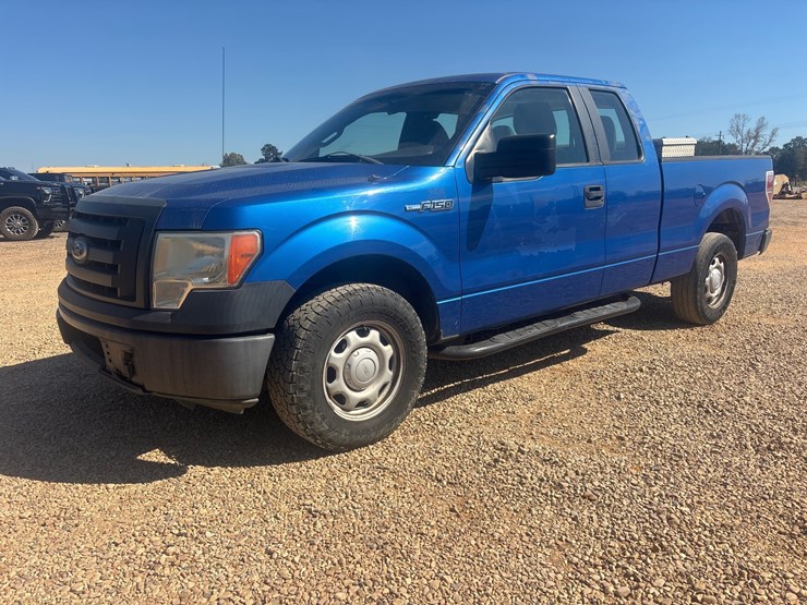 #9033-•-2010-ford-f-150-xl-image-1