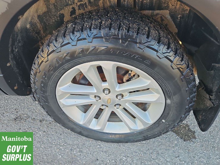 2013-ford-explorer-image-24