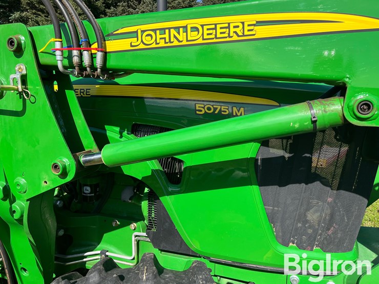 2011-john-deere-5075m-mfwd-tractor-w/533-loader-image-19