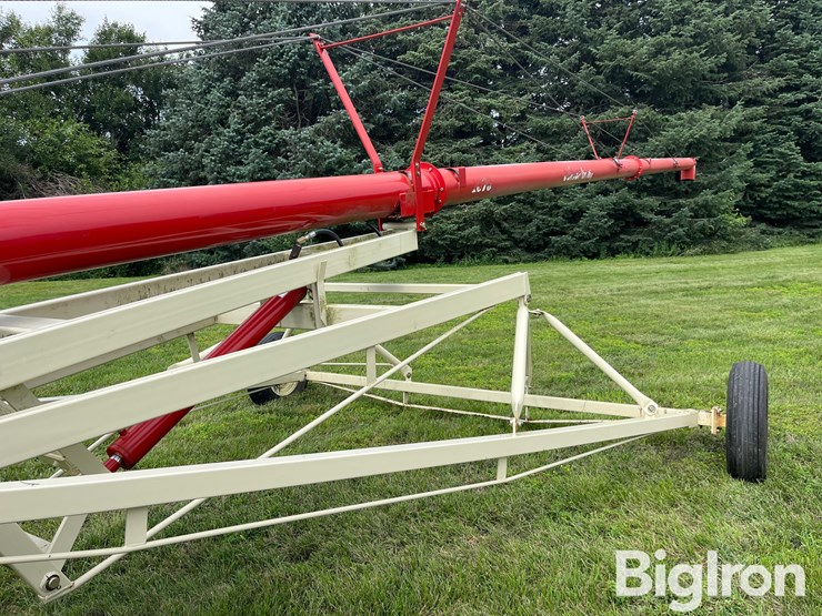 buhler\-farm-king-1070-swing-away-auger-image-17
