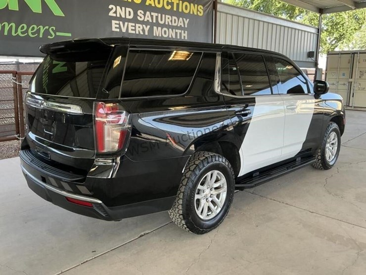 2021-chevrolet-tahoe-suv-image-7