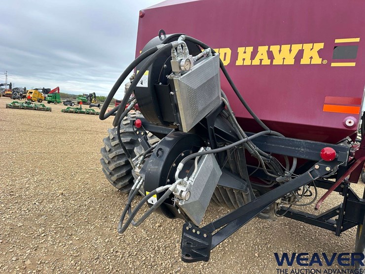 2010-seedhawk-62-ft.-seeder-image-54