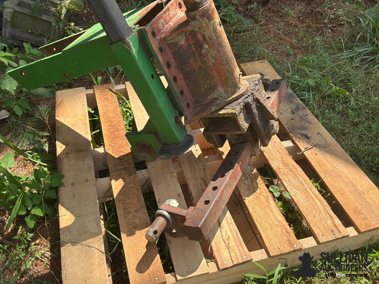 2-pt-conversion-hitch-image-10