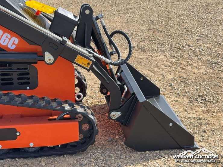 2026-captok-skid-steer-loader-image-19