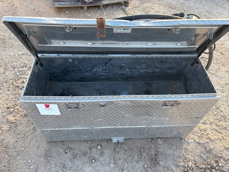 rds-75-gallon-fuel-tank/toolbox-combo-image-3