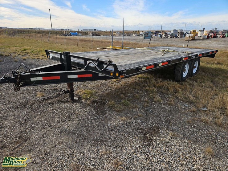 2022-rainbow-trailers-t/a-20-ball-hitch-equipment-trailer-image-1