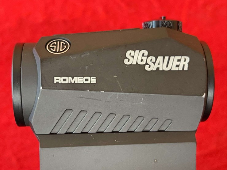 anderson-am-15-5.56-semiauto-rifle-image-15