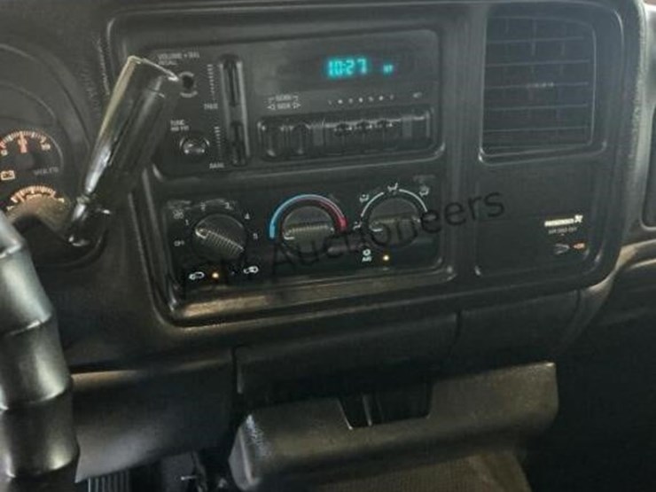 2000-chevrolet-silverado-1500-p/u-image-22