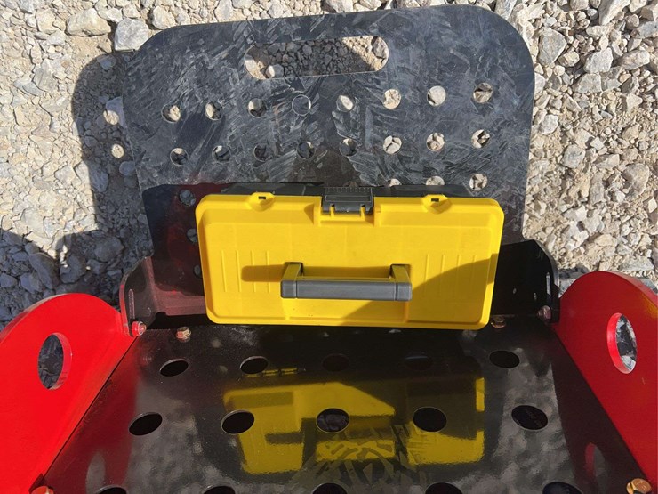 sdlanch-sdll60-skid-steer-loader-image-14