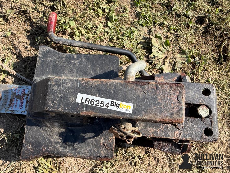 spring-loaded-reese-receiver-cushion-hitch-image-14