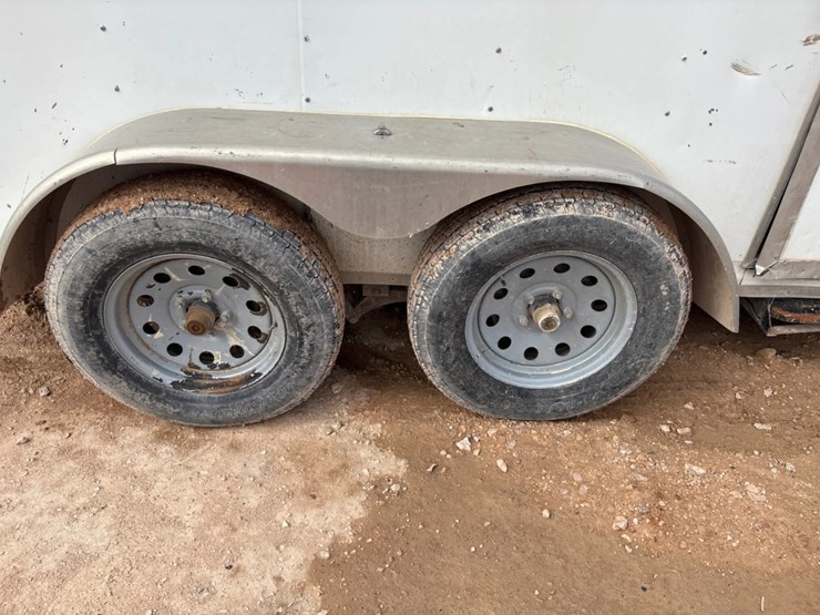 2019-lark-united-12’-x-7’-t/a-bumper-pull-mobile-office-trailer-image-11