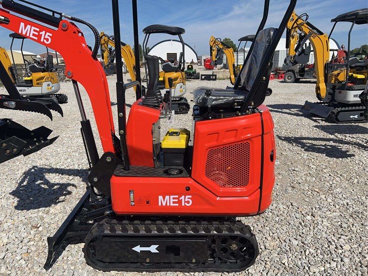 mini-excavator-me15-image-15