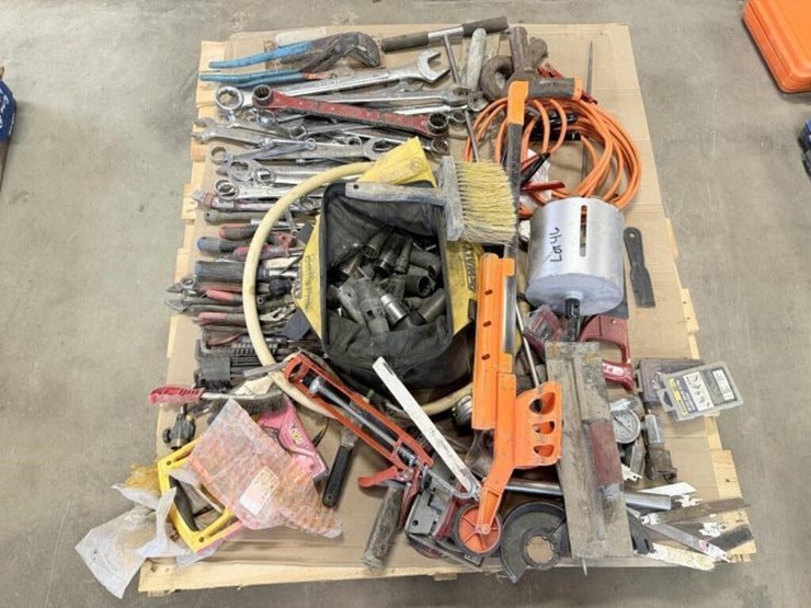 bottle-jacks,-assorted-tools-&-supplies-image-2