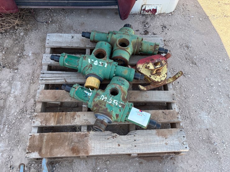 (3)-most-wireline-bop-bodies-w/-2-7/8eue-connections-image-2