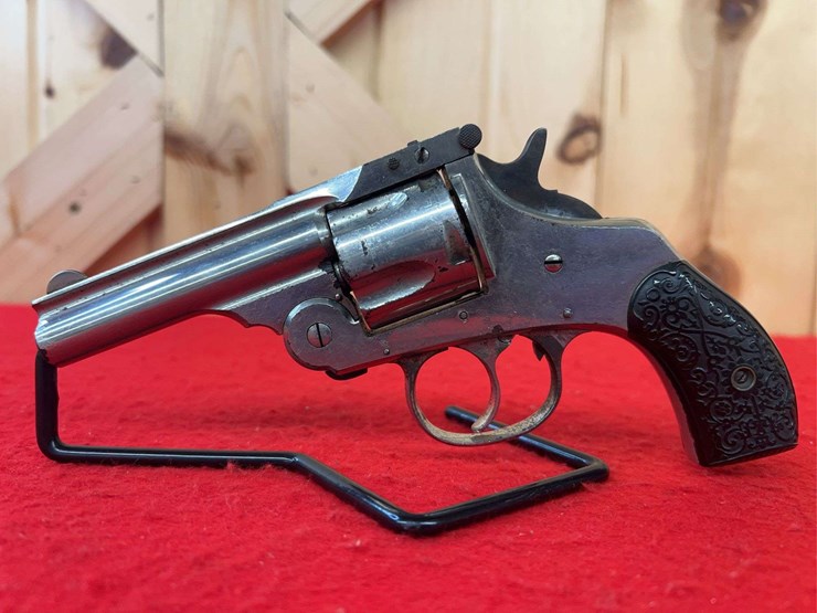 h&r-.38-da-revolver-image-1