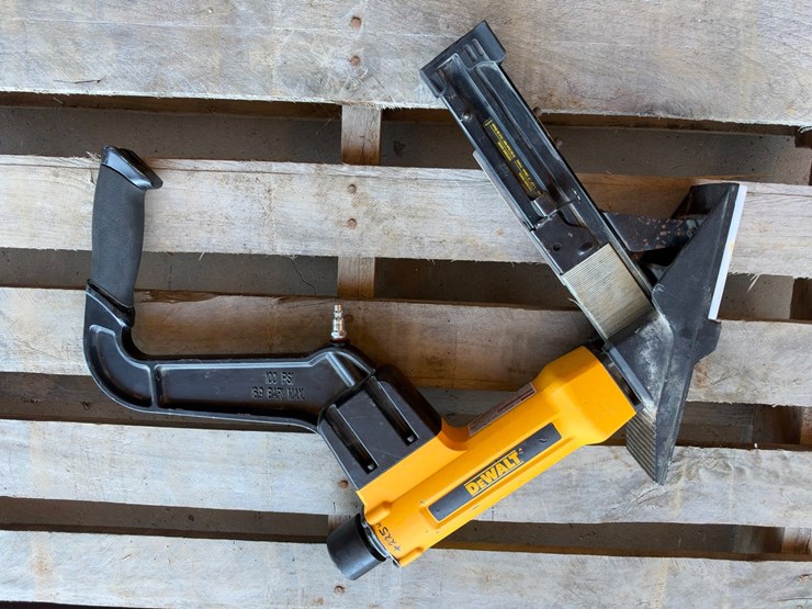 #10-•-dewalt-pneuamtic-flooring-tool-image-2