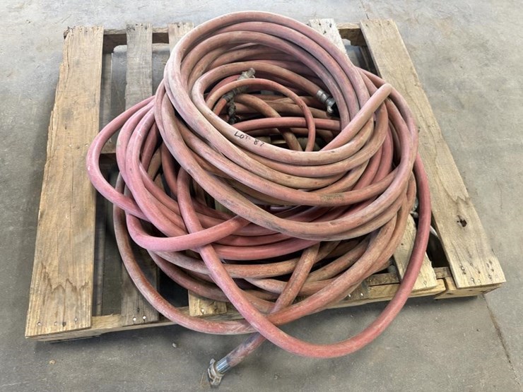 pnuematic-air-hose-on-pallet-image-1