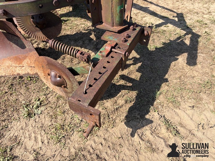 oliver-semi-mounted-4-bottom-plow-image-12