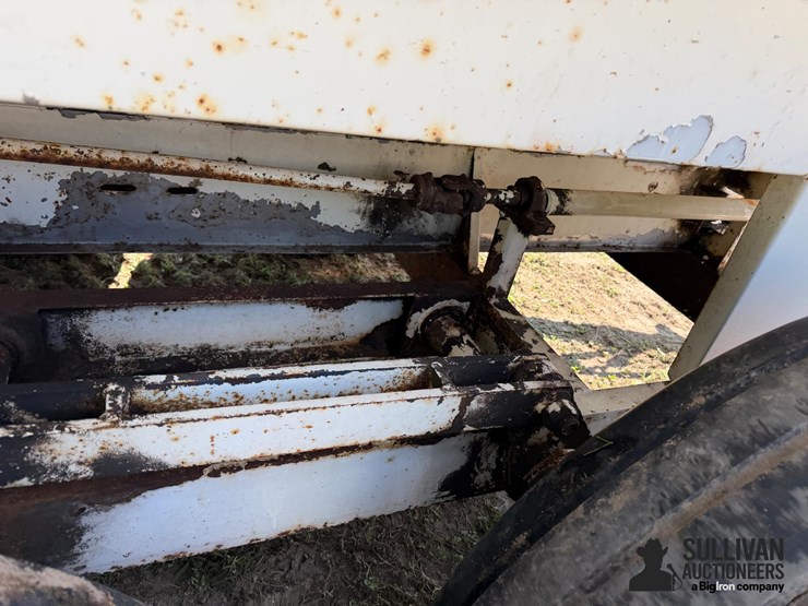 jt-industries-6-ton-fertilizer-spreader-image-18