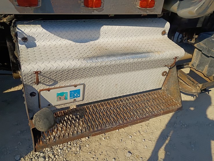 #27067-•-1984-kenworth-w900-tri-axle-dump-truck-image-41