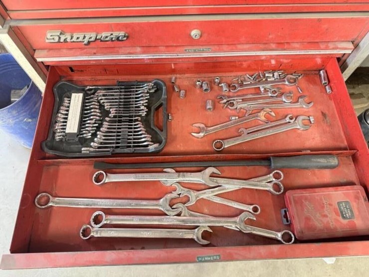 snap-on-19-drawer-rolling-tool-chest-w/tools-image-9